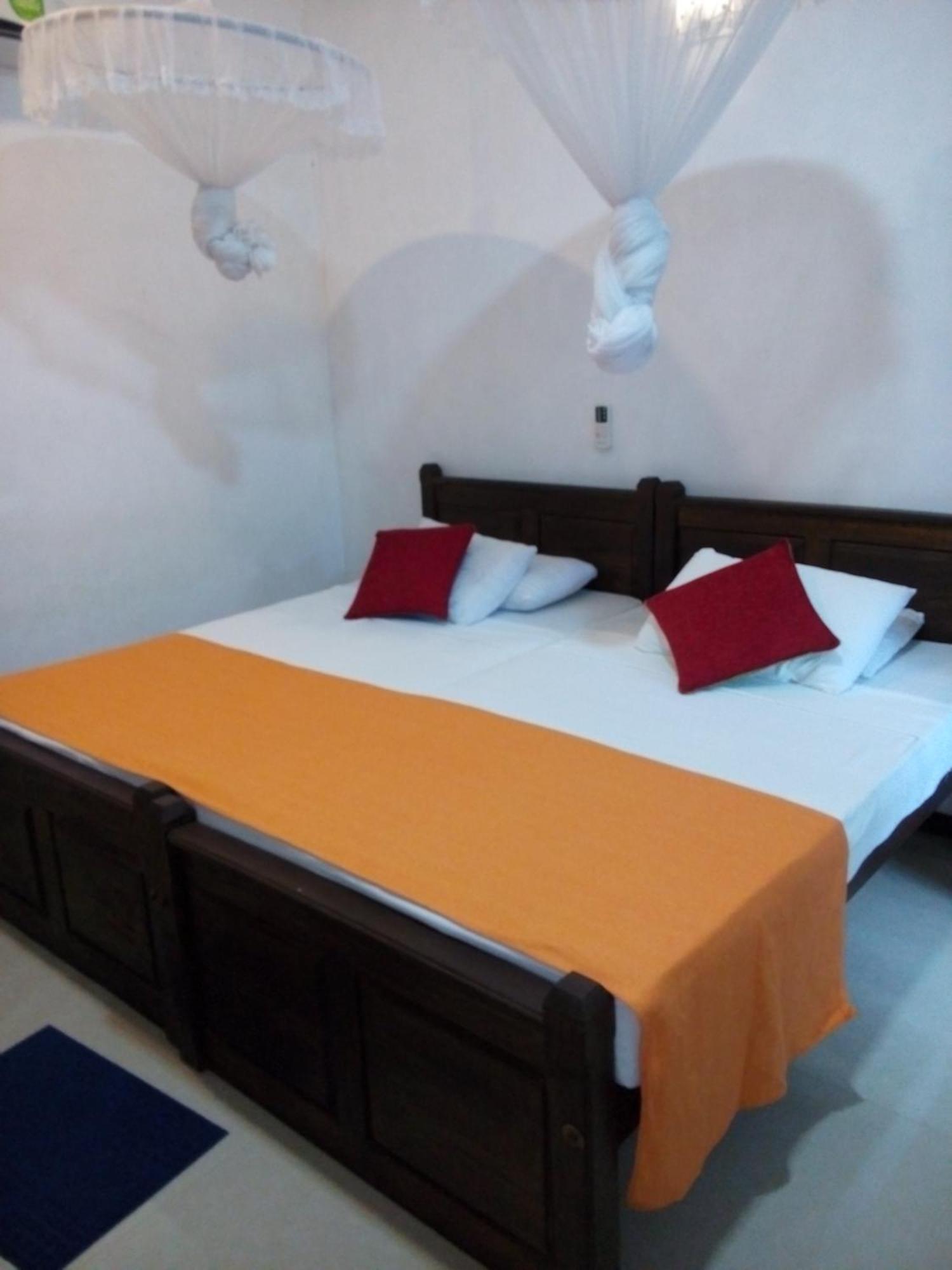 Waterway Garden Villa Polonnaruwa Luaran gambar